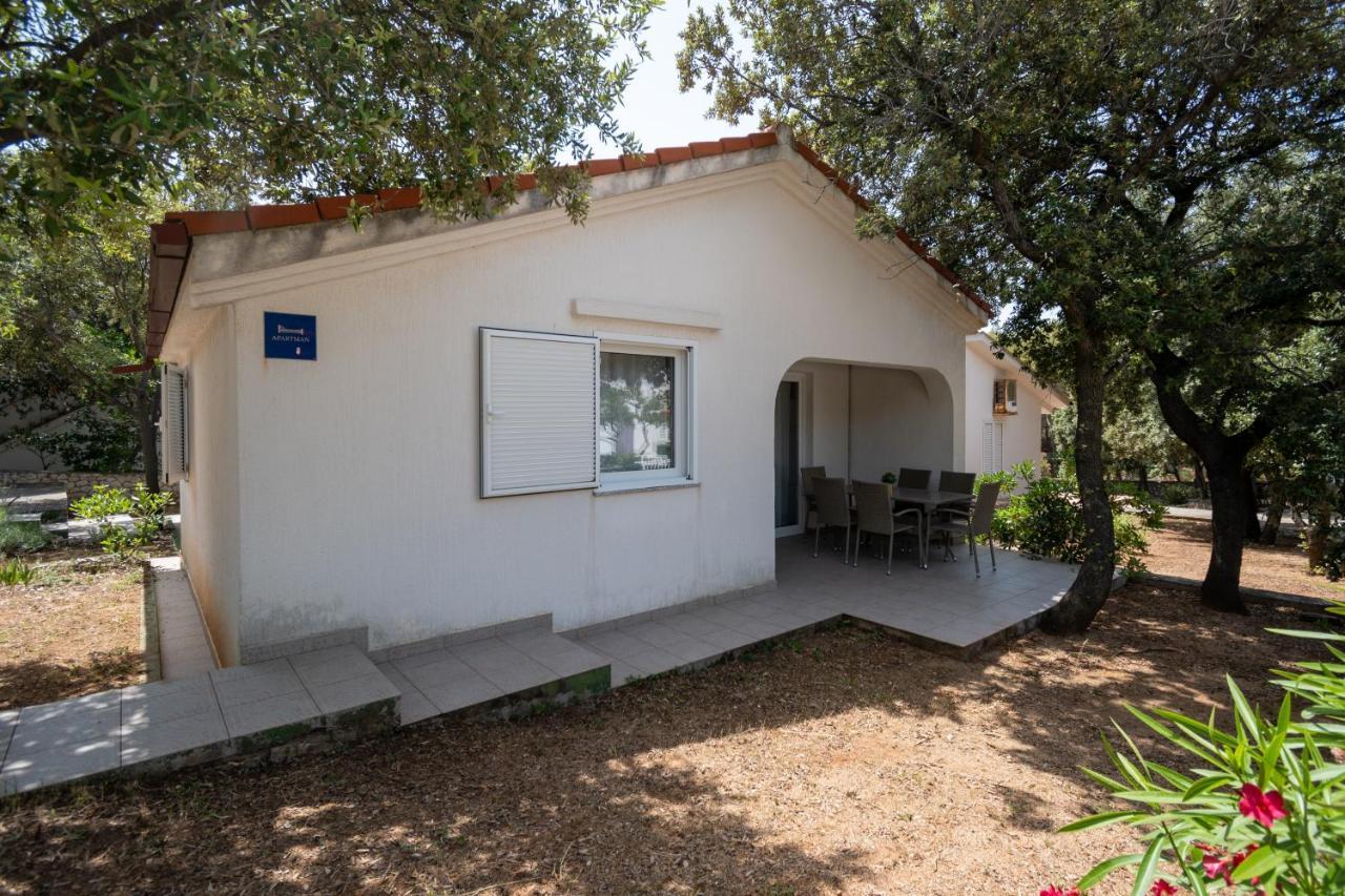 Apartments With A Parking Space Mandre, Pag - 16836 Exterior photo