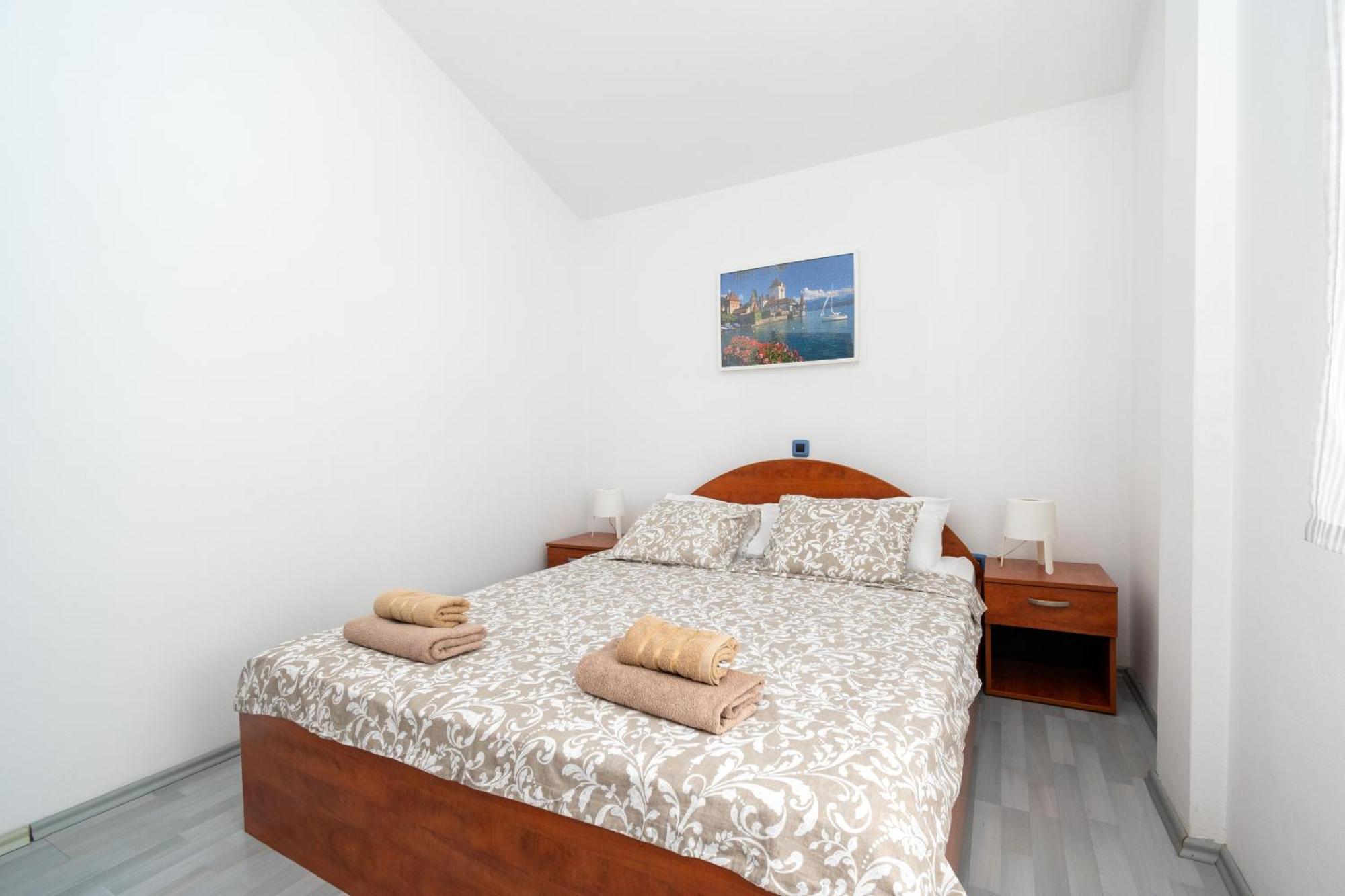 Apartments With A Parking Space Mandre, Pag - 16836 Room photo