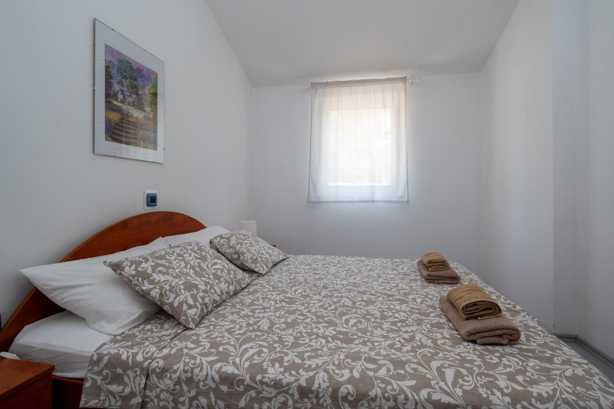 Apartments With A Parking Space Mandre, Pag - 16836 Room photo